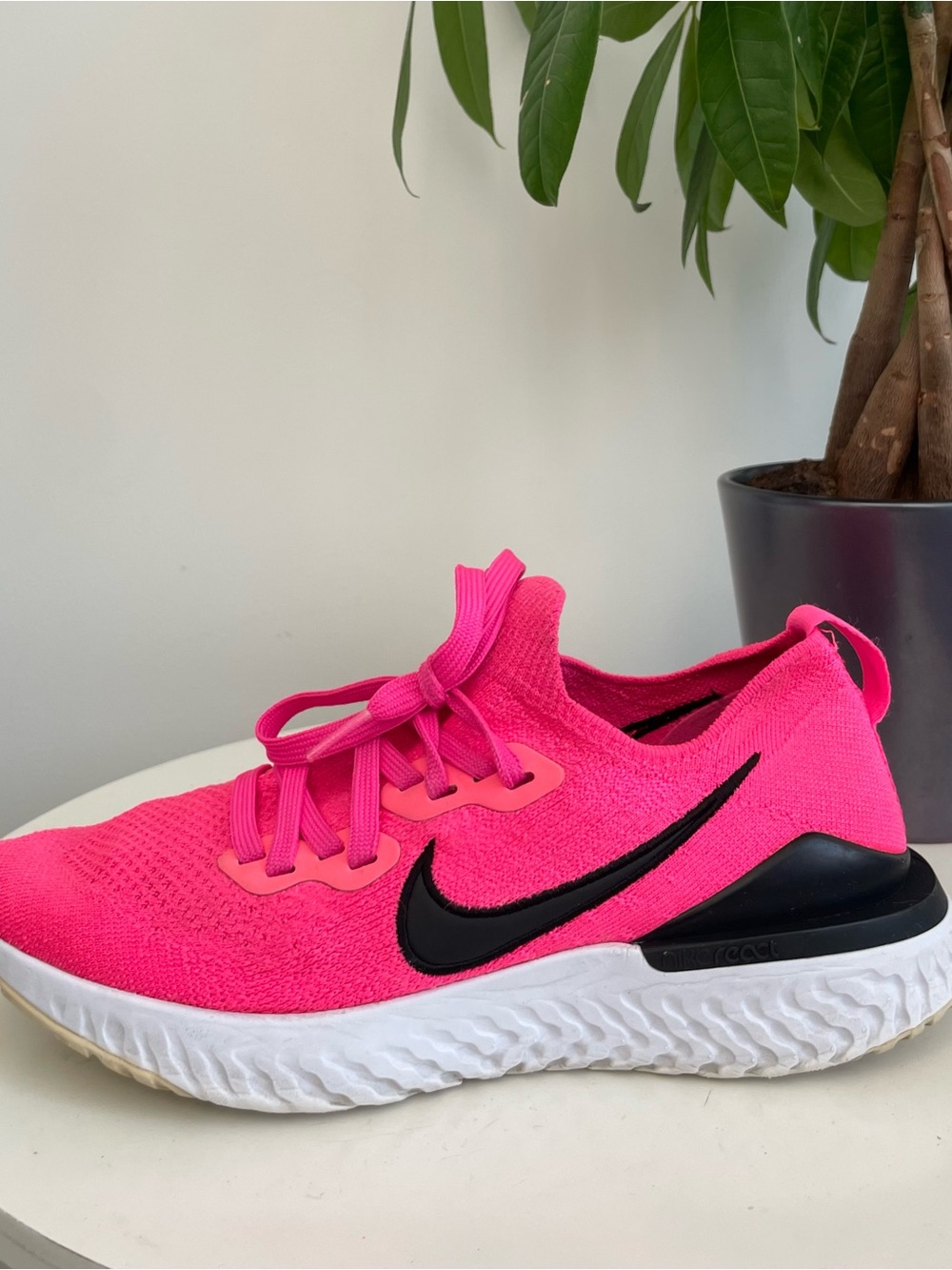 Women Size 8 Nike Epic React Flyknit 2 Running Shoes Pink Blast